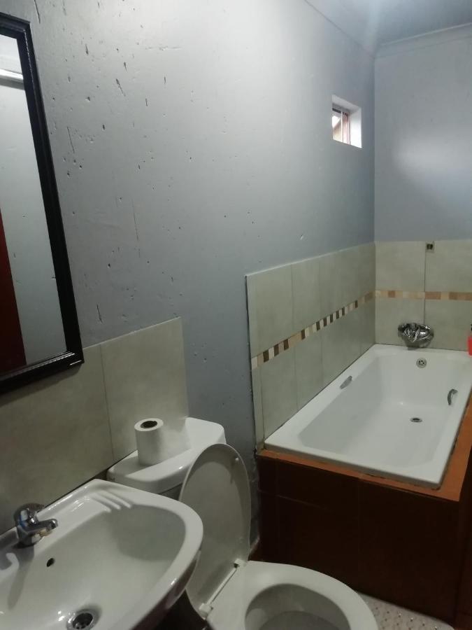 Fgm Guesthouse 2 알버톤 외부 사진