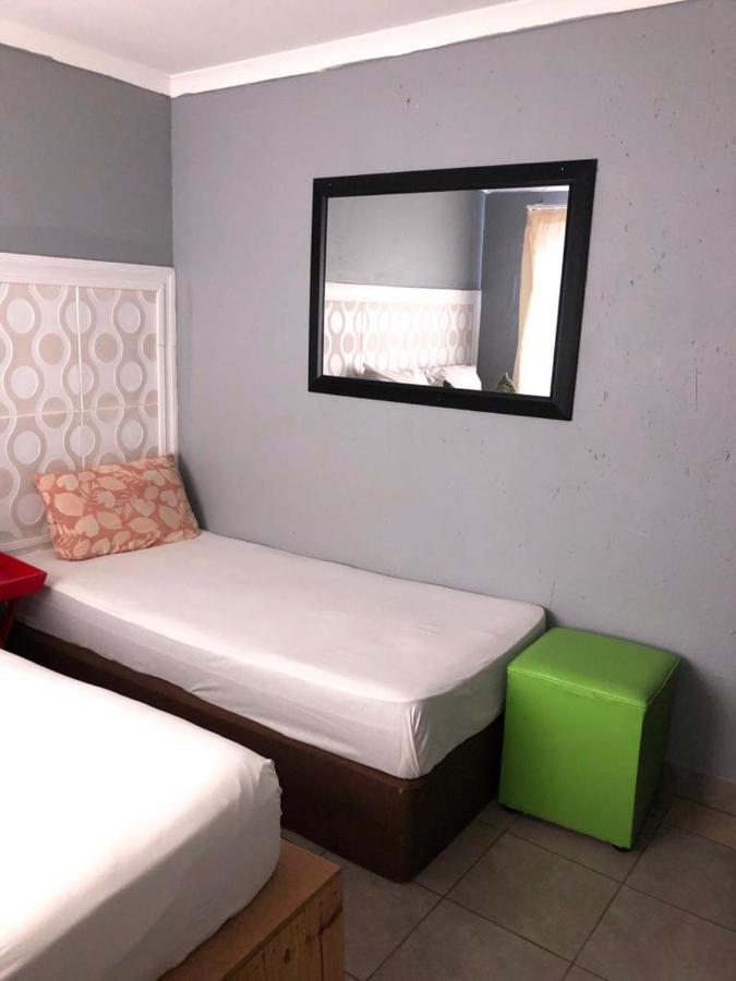 Fgm Guesthouse 2 알버톤 외부 사진